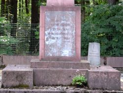 Kriegstote 2.WK; Russen; Monument; Inschrift