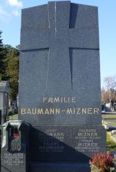 Mizner; Baumann