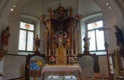 Kath. Pfarrkirche Wörschach -
Altar