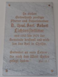 Evangelische Pfarrkirche -
Lichtenstettiner