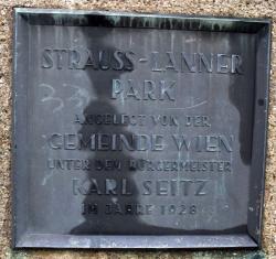 Strauss-Lanner-Park Information, Seitz
